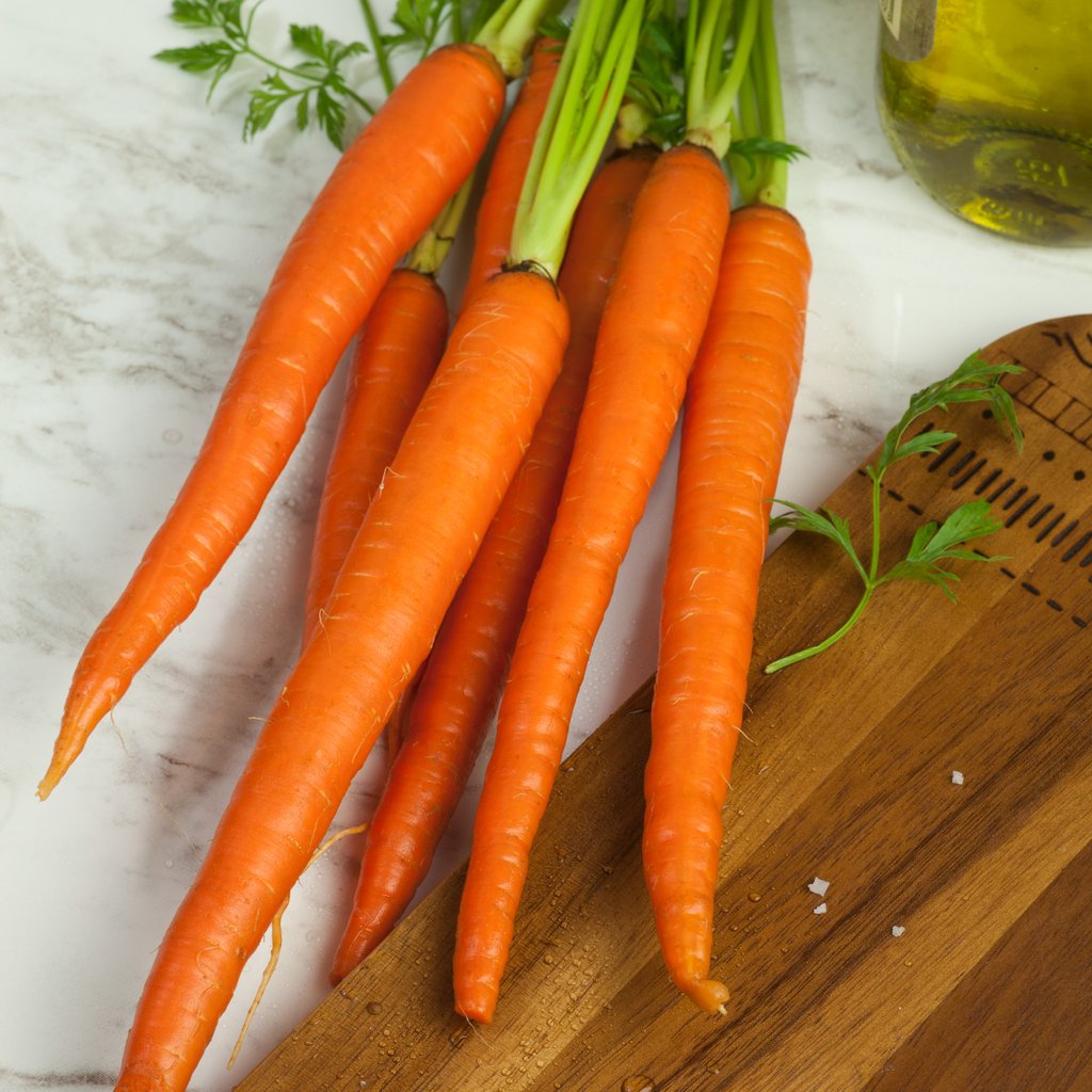 Venderé zanahorias frescas ( ) por favor, póngase en contacto para obtener más información ( )