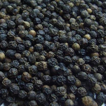 Especias Pimienta negra / blanca 550gl / 500gl / Pimienta negra entera Origen de Vietnam y Tailandia Detalles rápidos Tipo de producto: Hierbas individuales y