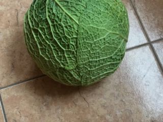 Hola, tengo que vender 2-3 kg de col italiana