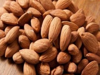 Almendras con cáscara y sin cáscara Producto: Sabor orgánico