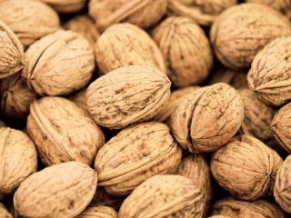 Venderé nueces de una parcela privada ubicada lejos de