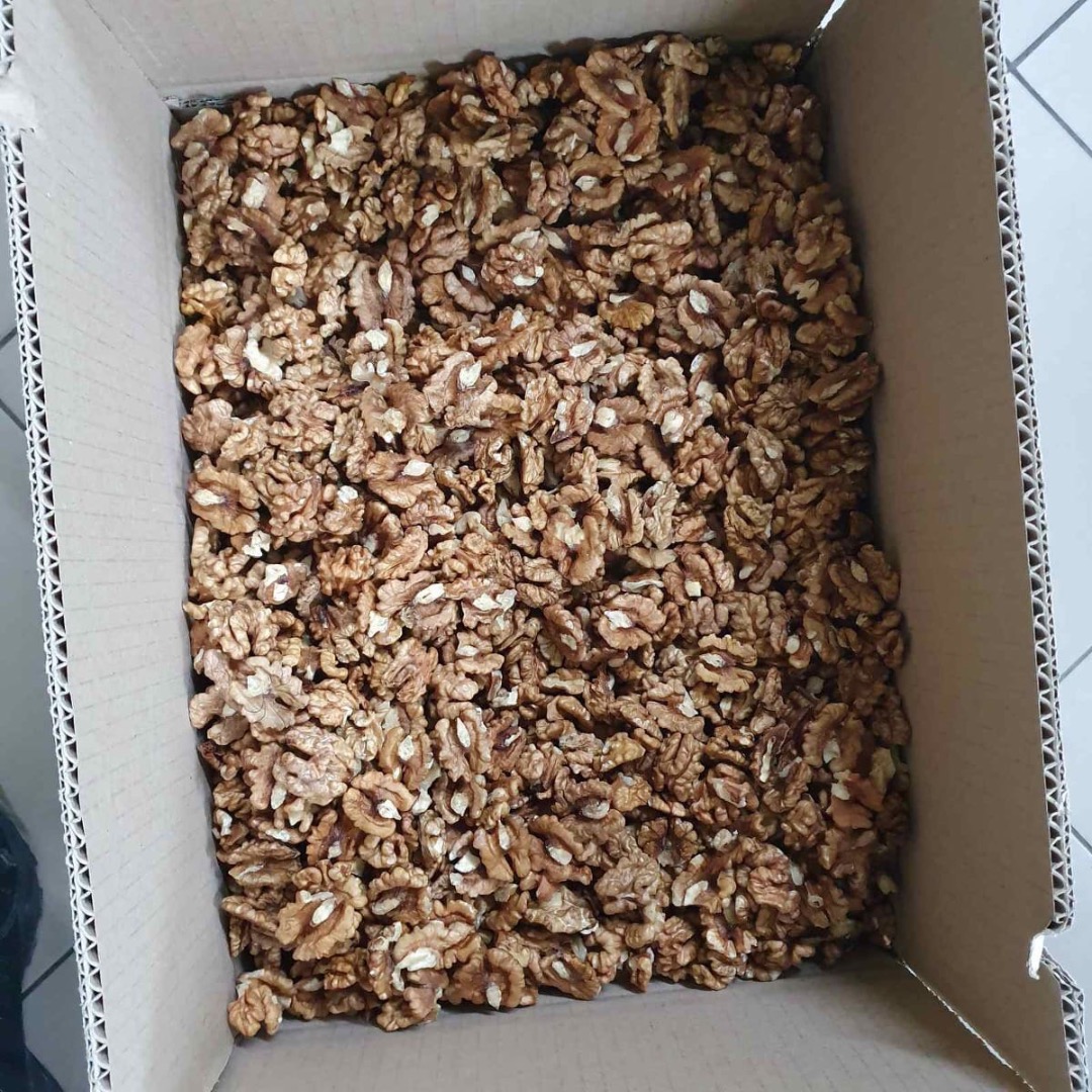 La compañía vende nuez ucraniana a precios de ganga