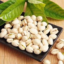 Tenemos que vender pistachos y almendras a un precio asequible si le interesa