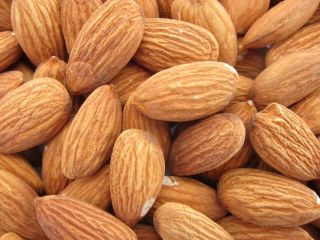 Precio de nueces de almendra californianas de primera calidad