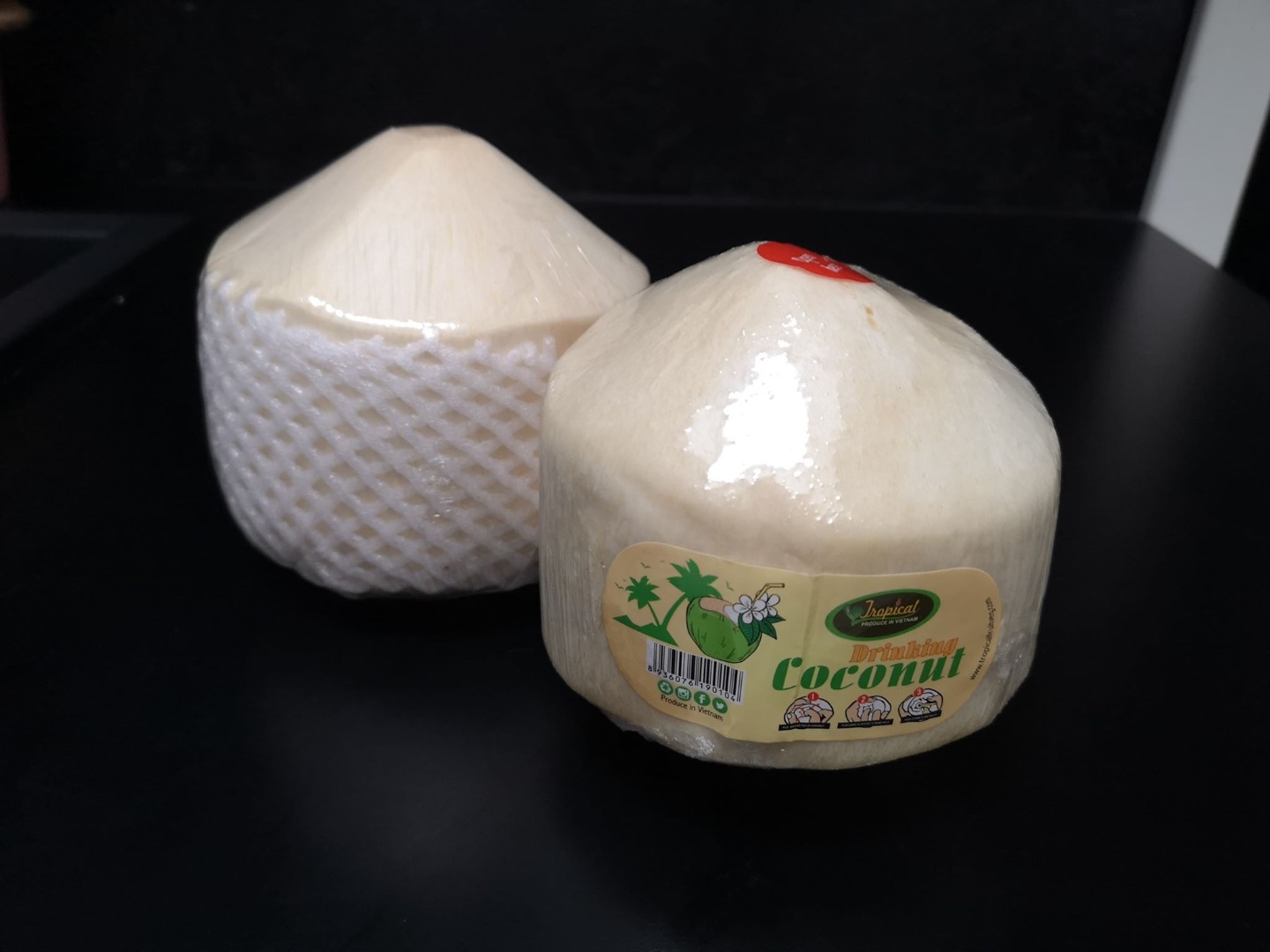 Coco joven vietnamita, el tipo de coco más dulce y nutritivo Venta minorista y mayorista, entrega al aeropuerto o puerto marítimo Forma de diamante o bola