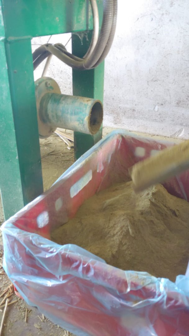 Tengo a la venta 190 kg de hojas secas de rábano picante