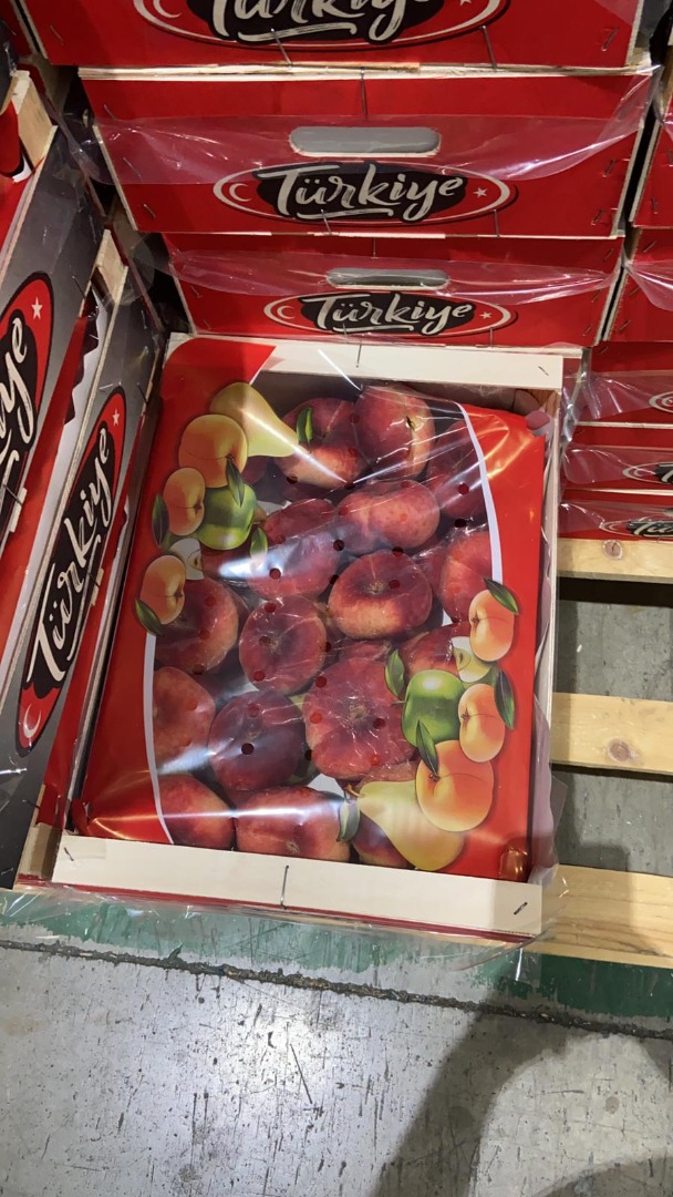 ofrecemos frutas y verduras exóticas (venta todo el año): duraznos, duraznos planos, nectarinas, albaricoques, ciruelas, fresas, arándanos y frambuesas