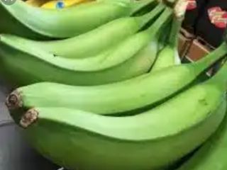 1 € por trozos de plátano, envasados en bolsas