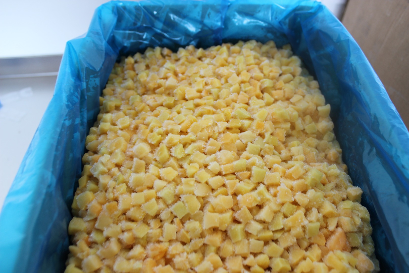 Melocotón congelado - cubo al por mayor Cantidad 20 000 kg