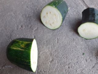 Envío calabacines gruesos o medianos