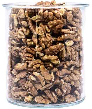 Nueces orgánicas recién peladas