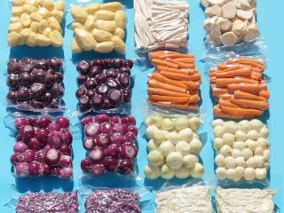 Verduras peladas y envasadas al vacío: Cebollas peladas: -