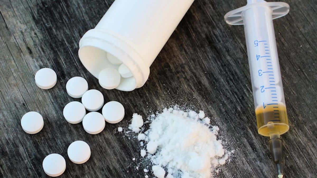 Ordene anfetamina, anfetamina SpeedPaste, metanfetamina, Adderall, MDMA en Internet