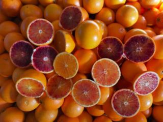 La oferta actual incluye naranjas rojas Tarocco / Moro