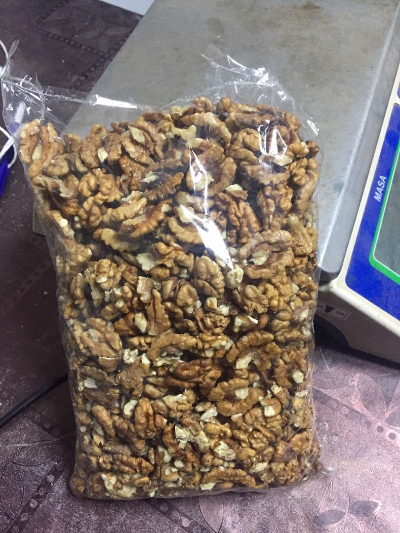 Hola, vendemos chorizo de nuez, sea cual sea la calidad que produzcamos y exportamos