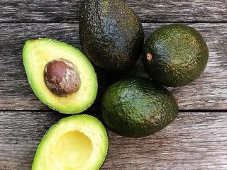 Esta fruta naturalmente rica en nutrientes proporciona casi 20