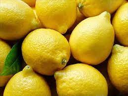 Limones frescos de grado A disponibles