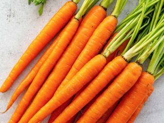 Somos proveedores mayoristas de vegetales frescos y zanahorias y
