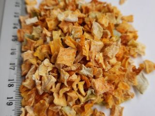 cubos de calabaza secos de 5x5 mm, envasados en