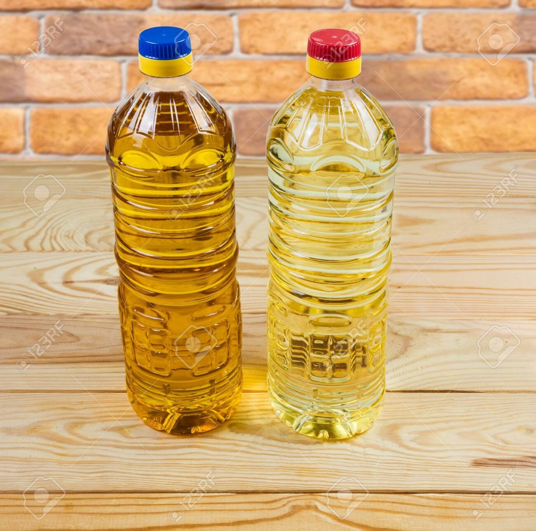 ACEITE DE GIRASOL Organoléptico: Sabor neutro / suave; ausencia de olores y sabores extraños Humedad y materia volátil 0,2% máximo Impurezas insolubles 0,05%