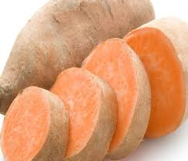Somos una red de agricultores y proveedores de boniato de pulpa anaranjada