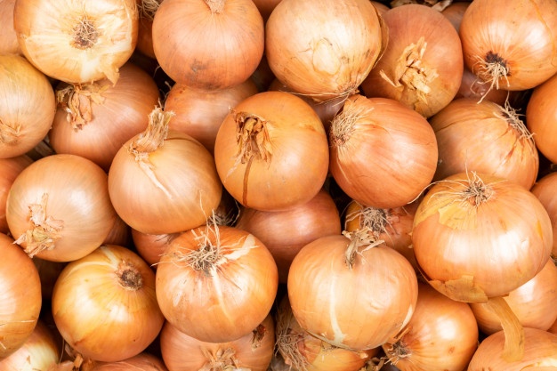 Cebollas de varios tipos y grosores