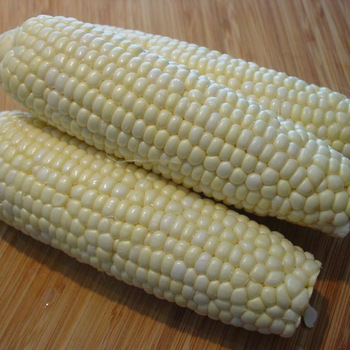 MAÍZ BLANCO Y AMARILLO, MAÍZ KERNEL ENTERO El maíz amarillo es una variedad de maíz dulce