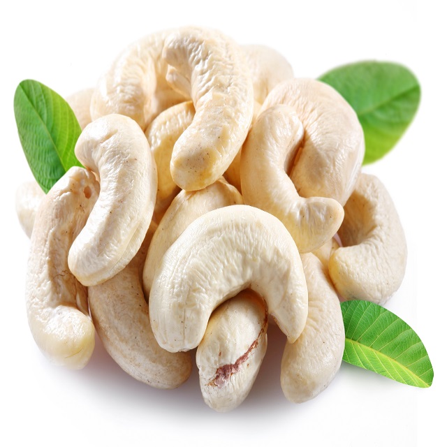 Los anacardos naturales crudos son ricos en proteínas y bajos en carbohidratos