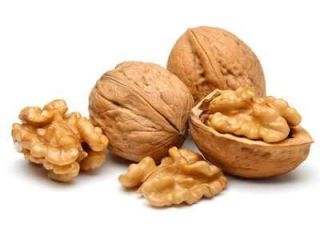 Vendemos volúmenes de nueces enteras para la batalla. Aceptamos