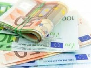 Tomo dinero prestado a interés, otorgo préstamos privados sin