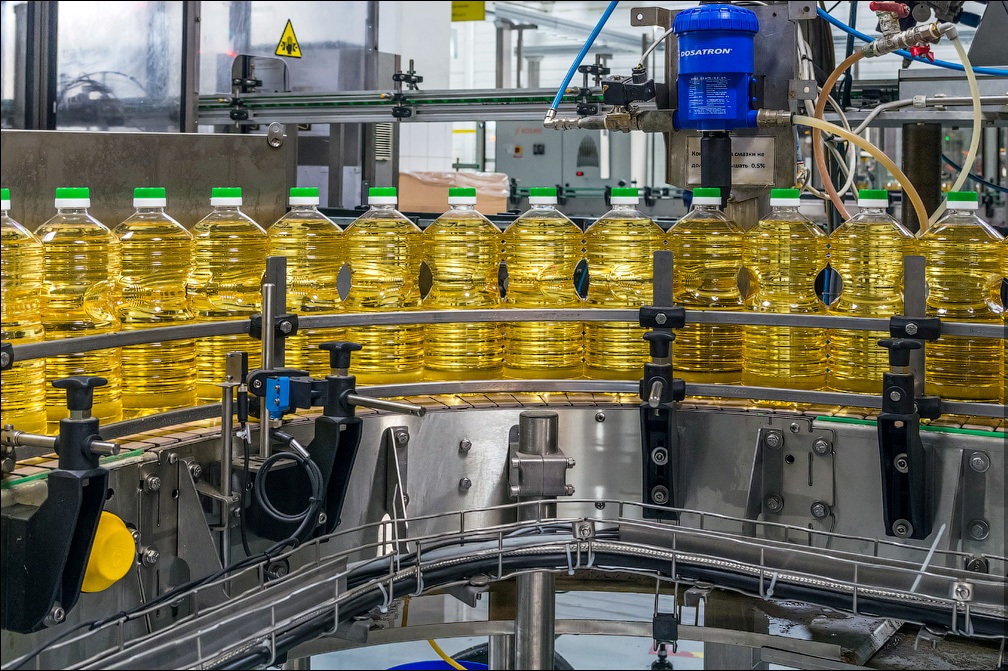 Aceite de girasol refinado 100% puro Los aceites de cocina para la venta son suministrados por fabricantes, productores y proveedores de aceite de girasol
