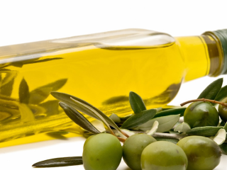 El aceite de oliva se prensa en frío directamente