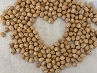 Venderé garbanzos +9. Precio 2,25 BGN / kg