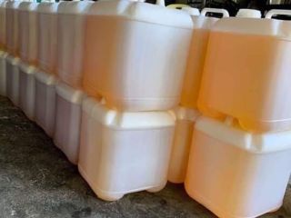 Puede comprar aceite de girasol refinado o sin refinar