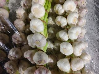Hola. Venta de ajo de Egipto. Precio por kg