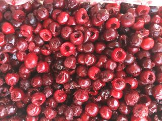 guindas congeladas deshuesadas empaque 10kg origen IRAN