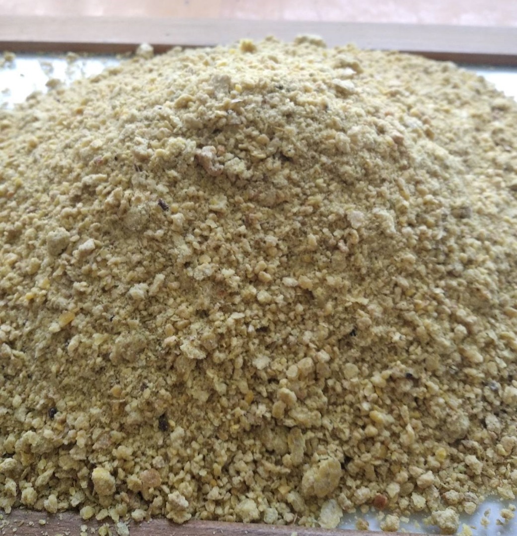 Torta de soya (no OGM): precio CPT * - 2730 PLN / tonelada (* dependiendo de la región de Polonia, en bolsas grandes, producción superior a 100 toneladas /