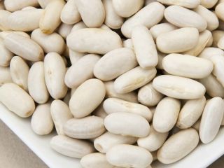 Frijol blanco Tamaño más grande 260-300PCS/100g Tamaño más pequeño