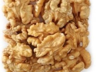 La empresa de Ucrania vende nueces sin cáscara del