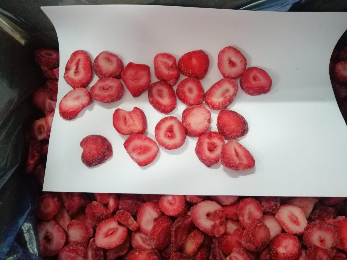 Venta de fresa IQF, clase: A, país de origen: Turquía, variedad: Camarosa, embalaje: caja de cartón de 10 kg, - sin calibrar, precio: EUR 1,80 / kg DAP