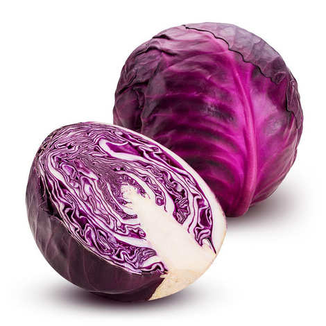 Tenemos un excelente repollo rojo bien cultivado en nuestras granjas en Grecia, ubicadas en Creta, y tenemos nuestra forma única de cultivar vegetales que