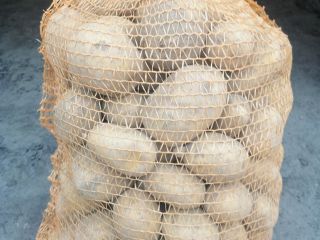 Venderé 8 variedades de papas comestibles.