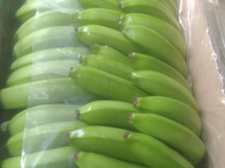 Bananas cavendish extra premium Ecuador producción propia 3.600 cajas