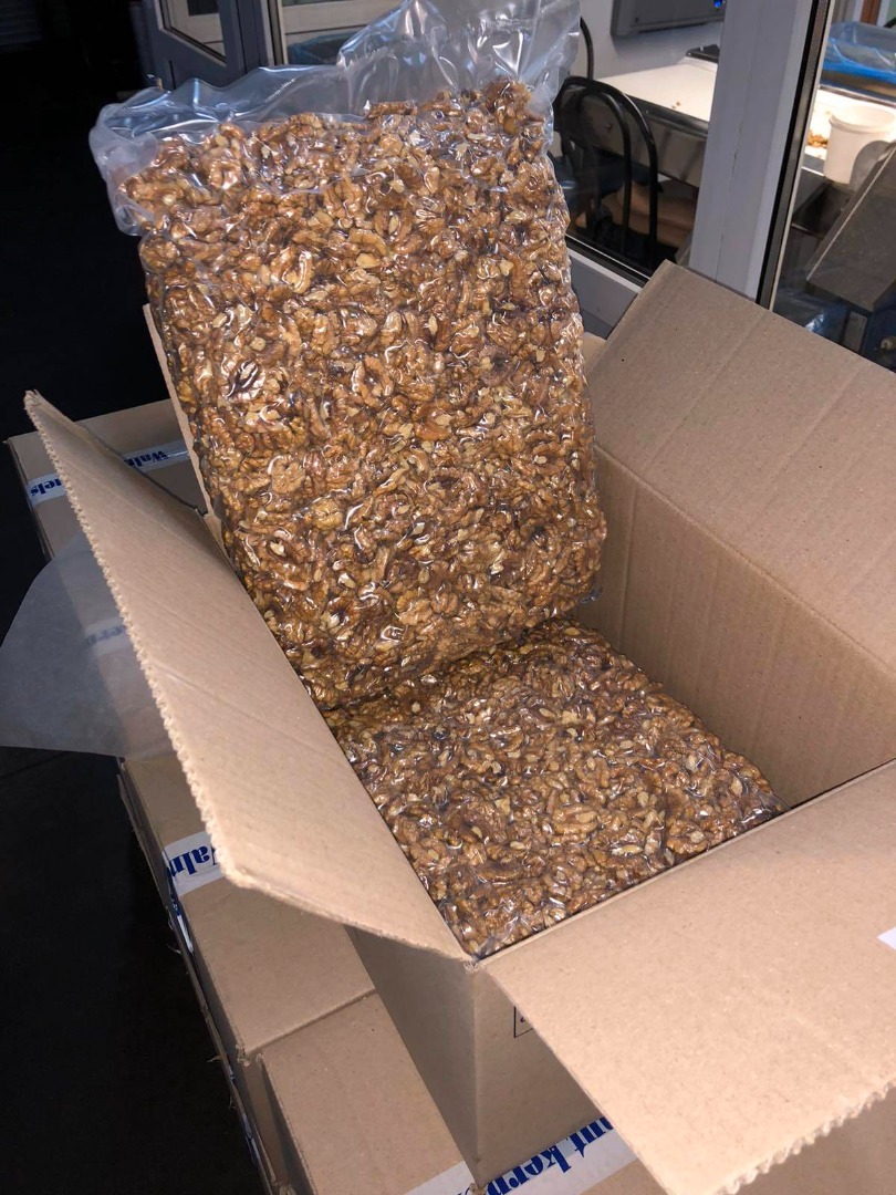 Somos un exportador directo de nueces de Ucrania a todos los países europeos