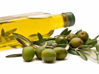 Tenemos aceite de oliva 100% natural de alta calidad,