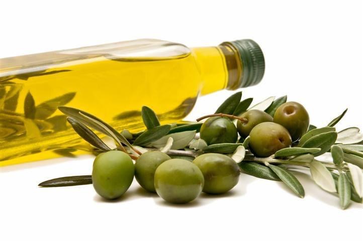 Tenemos aceite de oliva 100% natural de alta calidad, que exportamos a todo el mundo