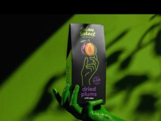 Venta de ciruelas secas sin pulpa, envasadas en cajas