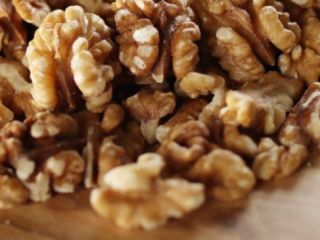 Vendo nueces cascadas de este año, precio negociable, colección