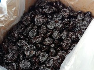 Disponemos de Ciruelas Pasas Secas de buena calidad, sin