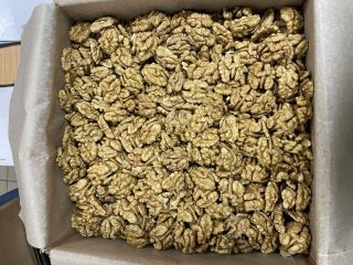 Estamos vendiendo Nueces. País de origen: Moldavia Nueces: 1.